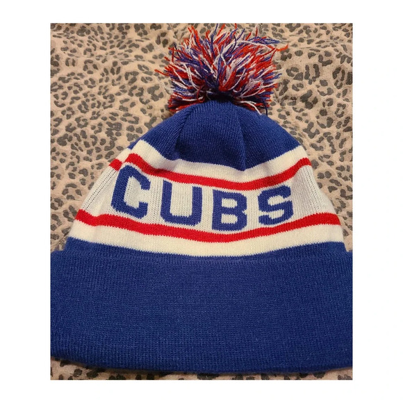 New Era Chicago Cubs Pom Pom Beanie Hat One Size Multicolor Cuffed Knit (AH) - Picture 2 of 4